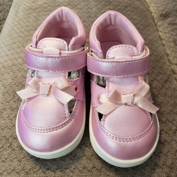 PINK HIGH TOP sneakers SIZE 8 NEW! - Picture 1 of 4